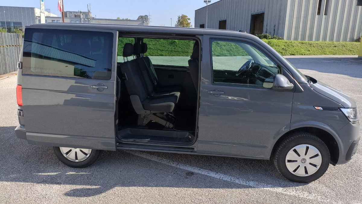 Volkswagen Veicoli Commerciali Caravelle 2.0 TDI 150CV PC Comfortline N1 (5)