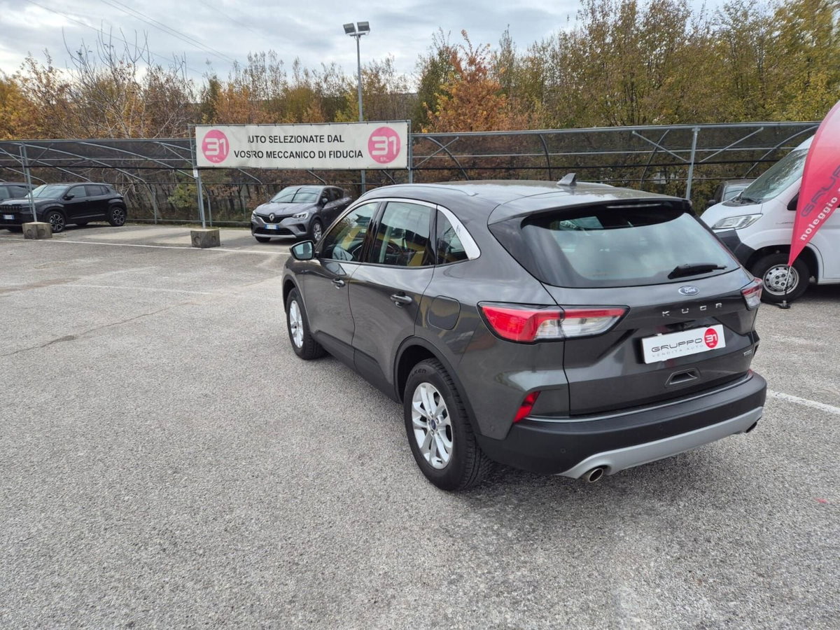 Ford Kuga 2.5 Full Hybrid 190 CV CVT 2WD ST-Line Design (4)