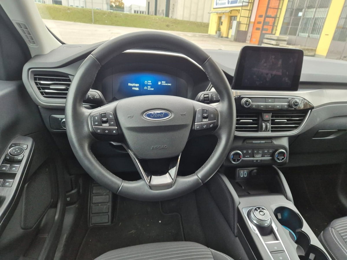Ford Kuga 2.5 Full Hybrid 190 CV CVT 2WD ST-Line Design (8)