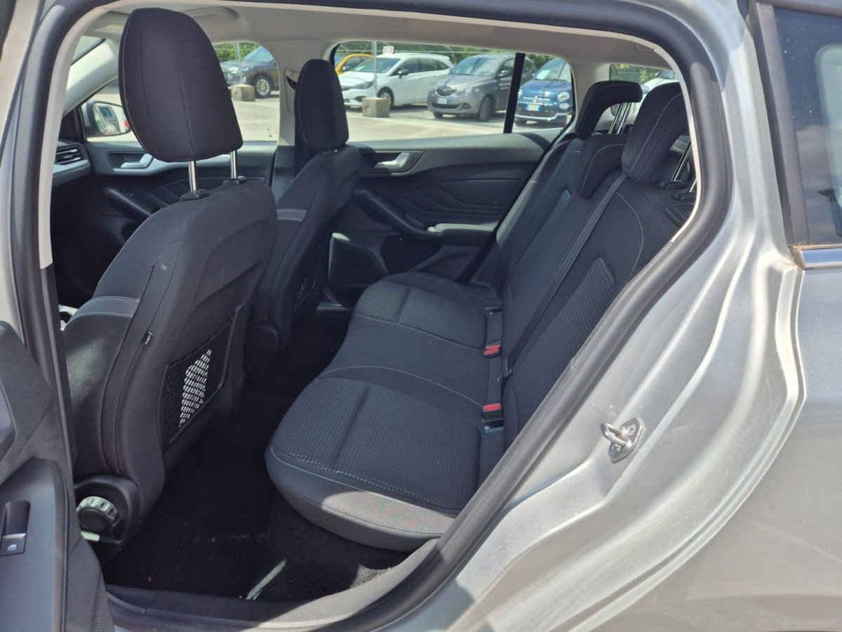 Ford Focus Station Wagon 1.5 EcoBlue 120 CV automatico SW Business (16)