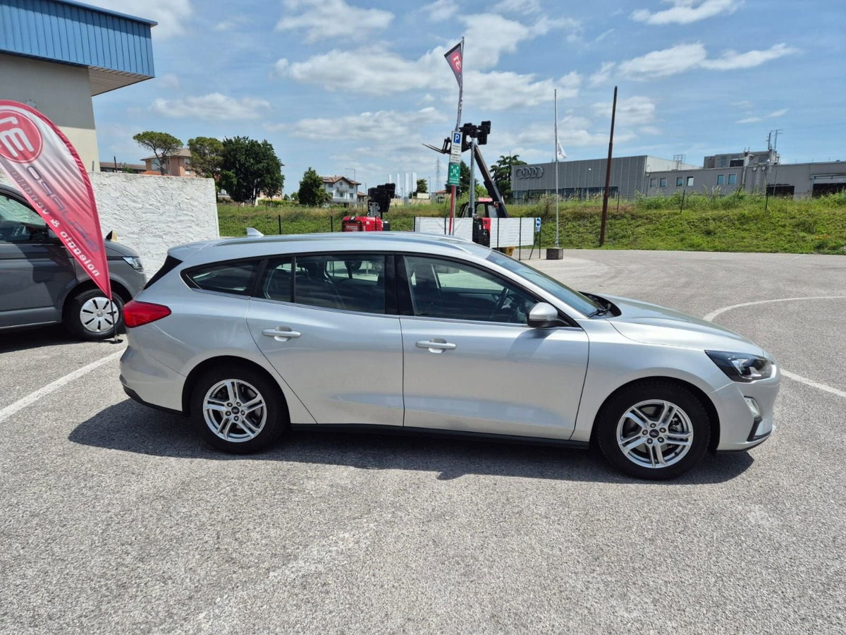 Ford Focus Station Wagon 1.5 EcoBlue 120 CV automatico SW Business (3)