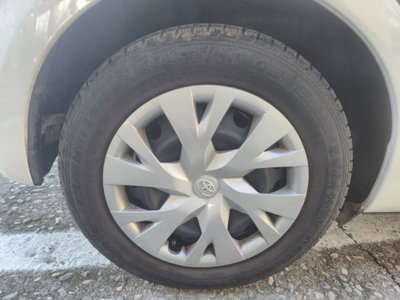 Toyota Yaris 1.5 Hybrid 5 porte Lounge (16)