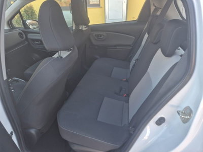 Toyota Yaris 1.5 Hybrid 5 porte Lounge (18)
