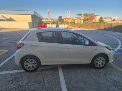 Toyota Yaris 1.5 Hybrid 5 porte Lounge (5)
