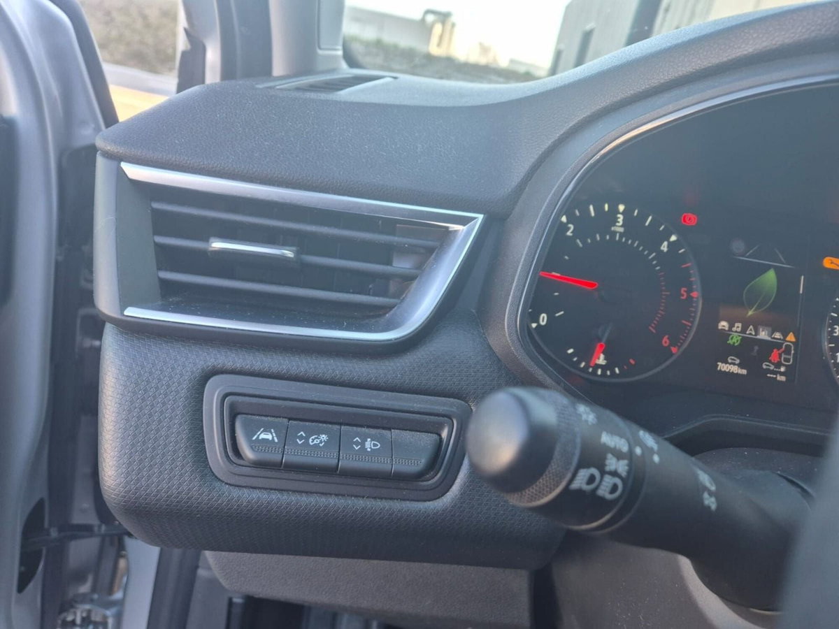 Renault Clio Blue dCi 100 CV 5 porte Evolution (14)