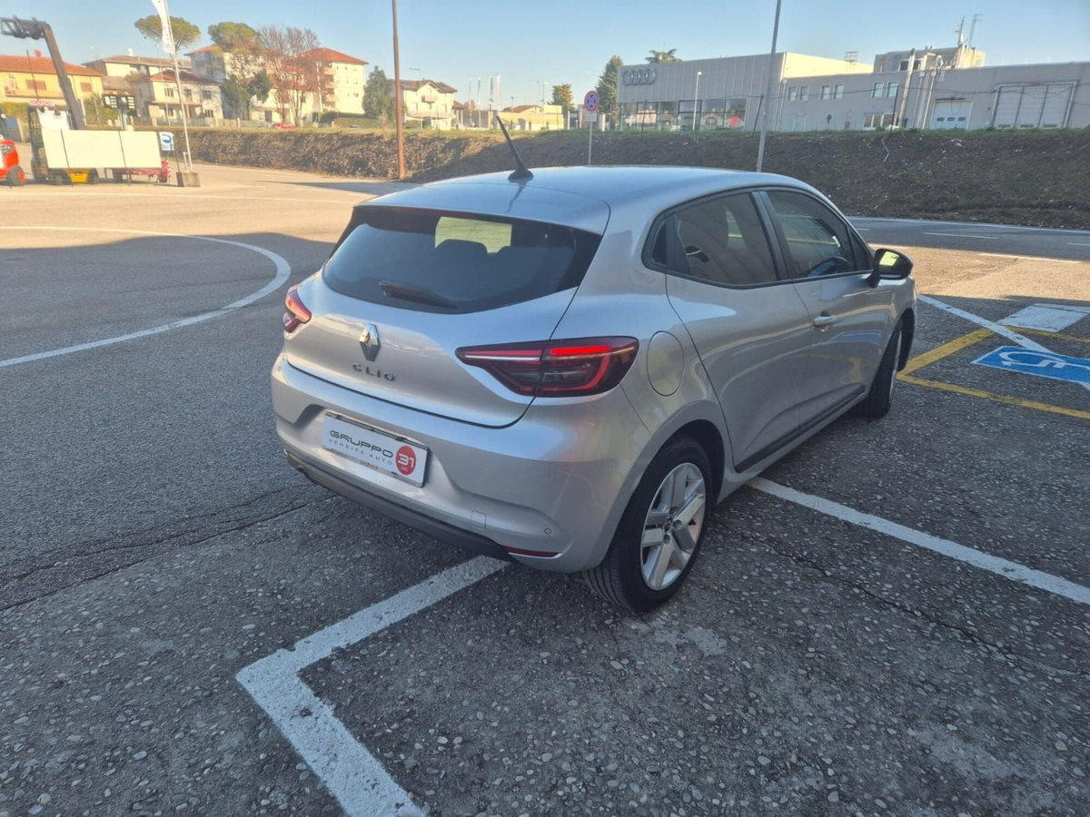 Renault Clio Blue dCi 100 CV 5 porte Evolution (5)