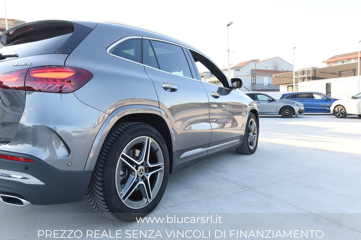 Mercedes-Benz GLA SUV 220 d AMG Line Premium Plus 4matic auto (17)