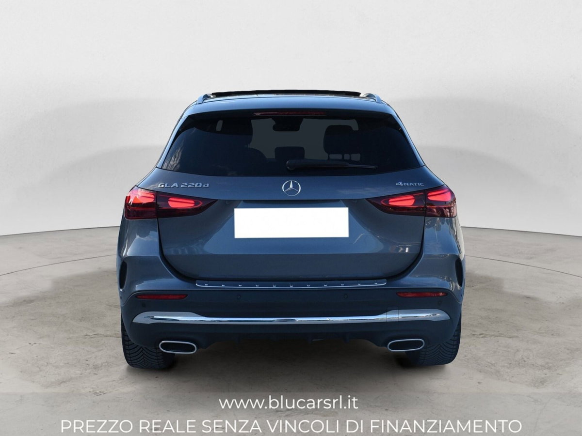 Mercedes-Benz GLA SUV 220 d AMG Line Premium Plus 4matic auto (5)