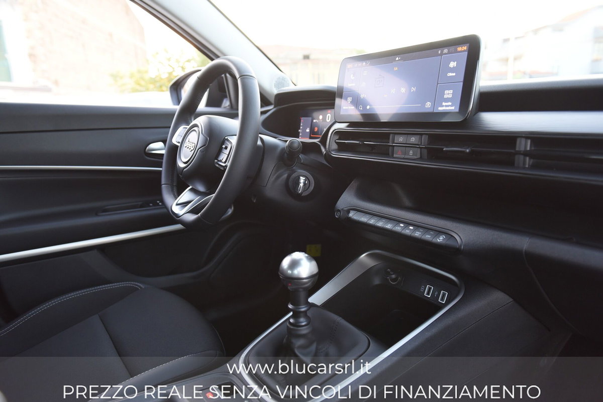 Jeep Avenger 1.2 turbo Altitude fwd 100cv (14)