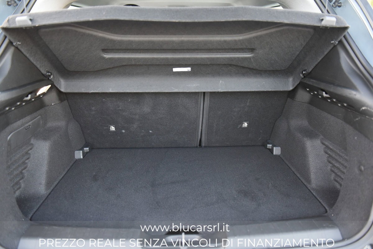 Jeep Avenger 1.2 turbo Altitude fwd 100cv (16)