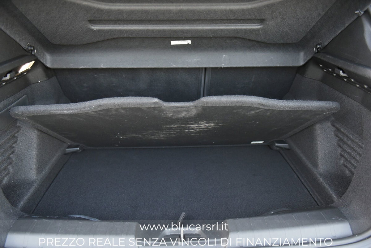 Jeep Avenger 1.2 turbo Altitude fwd 100cv (17)