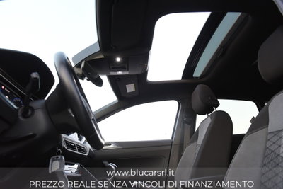 Volkswagen Taigo 1.0 tsi R-Line 115cv (12)