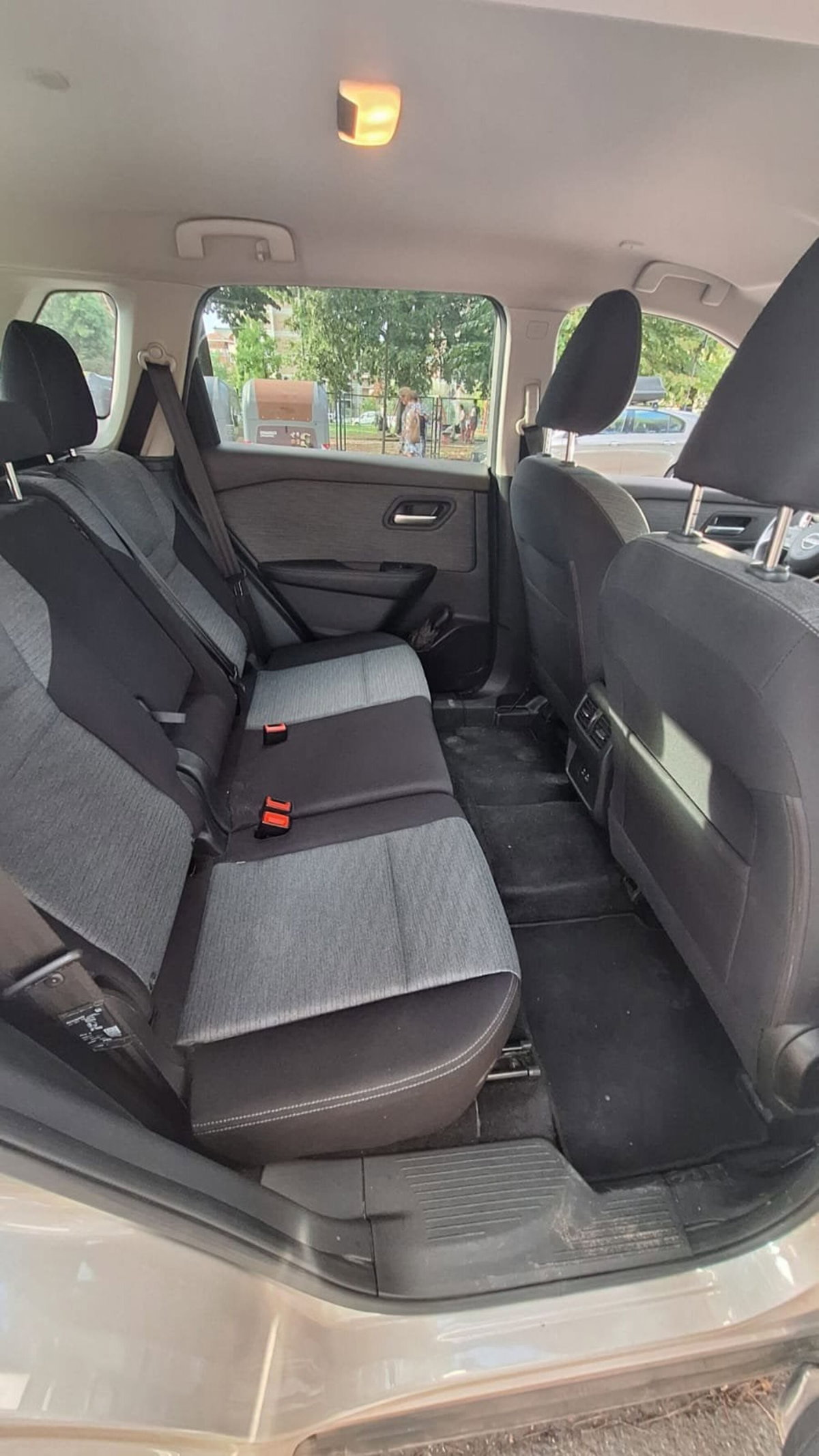 Nissan X-Trail 1.5 e-power Acenta e-4orce 4wd auto (4)