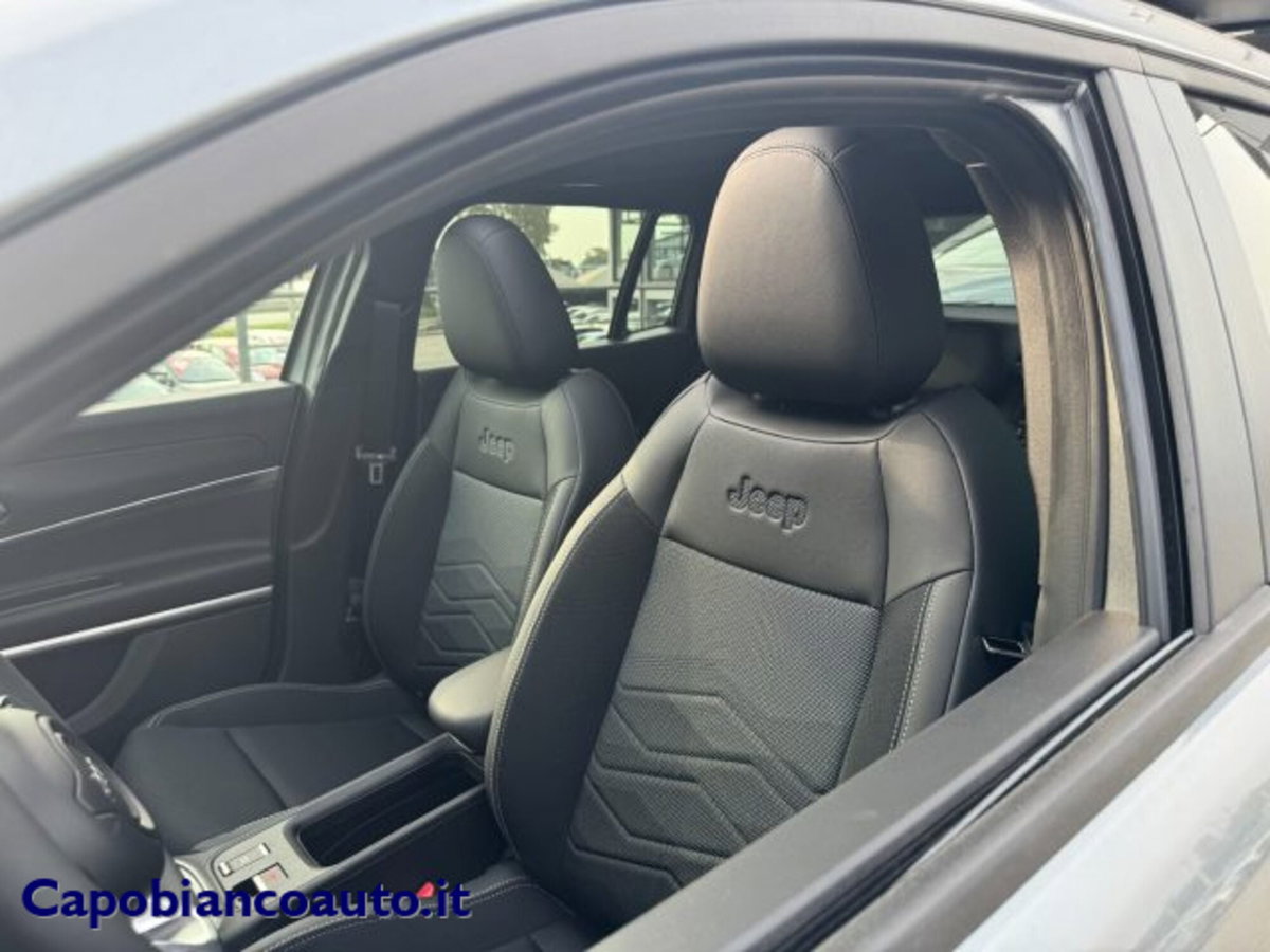 Jeep Avenger 1.2 turbo Summit fwd 100cv (8)