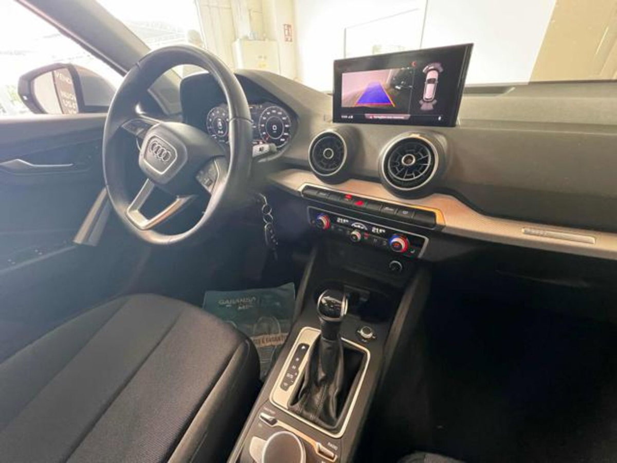 Audi Q2 Q2 35 TFSI S tronic Business (16)