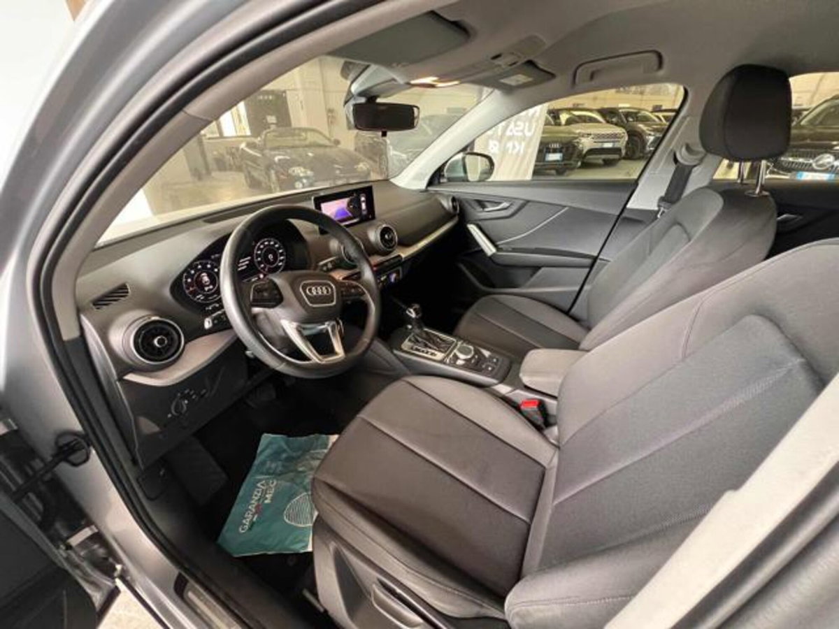 Audi Q2 Q2 35 TFSI S tronic Business (9)