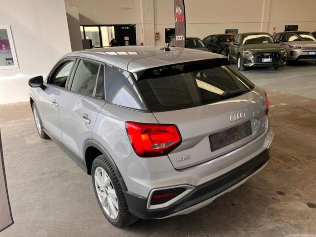 Audi Q2 Q2 35 TFSI S tronic Business (7)