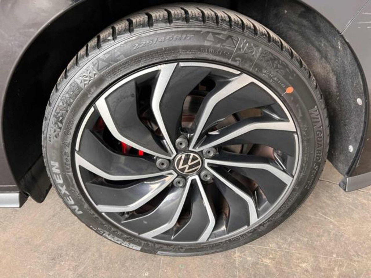 Volkswagen Golf 2.0 TDI GTD DSG (10)