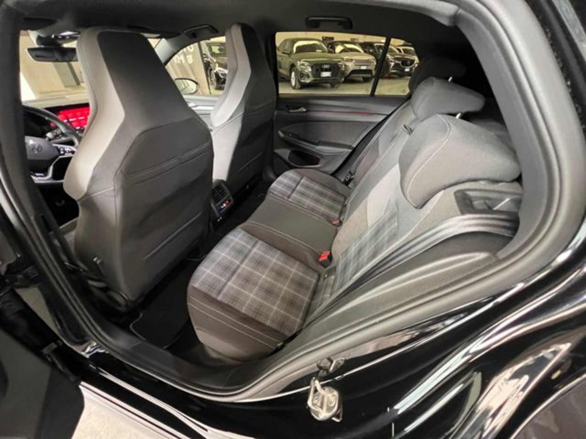 Volkswagen Golf 2.0 TDI GTD DSG (14)