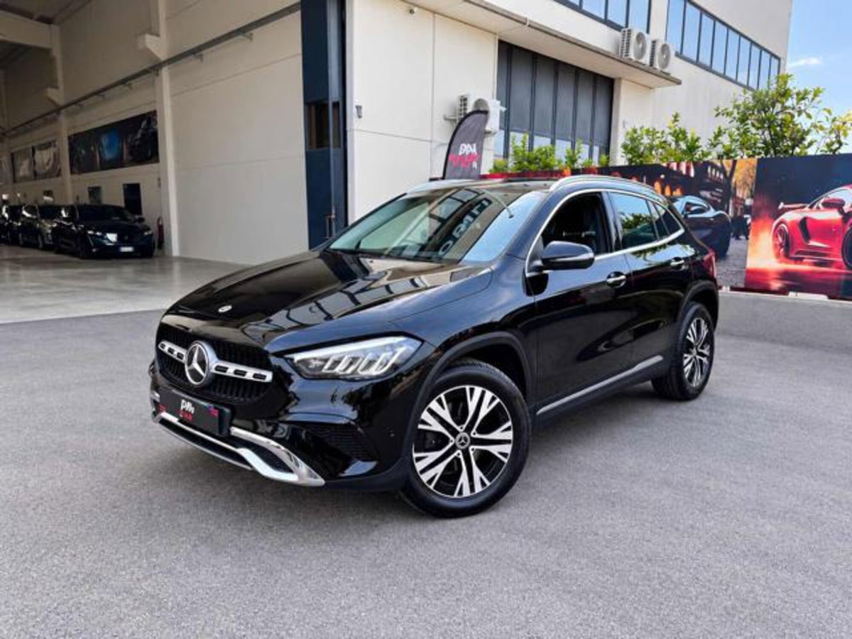 Mercedes-Benz GLA SUV 200 d AMG Line Premium Plus 4matic auto