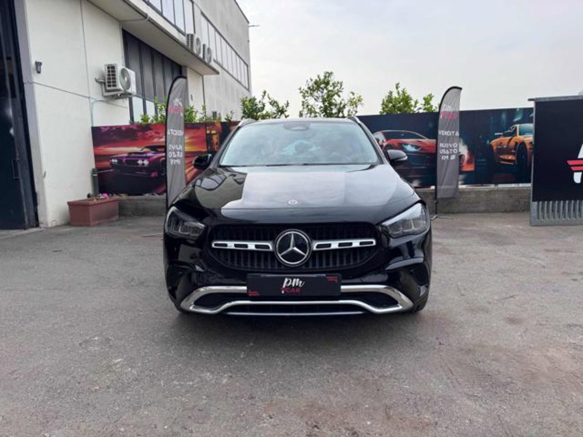 Mercedes-Benz GLA SUV 200 d AMG Line Premium Plus 4matic auto (2)