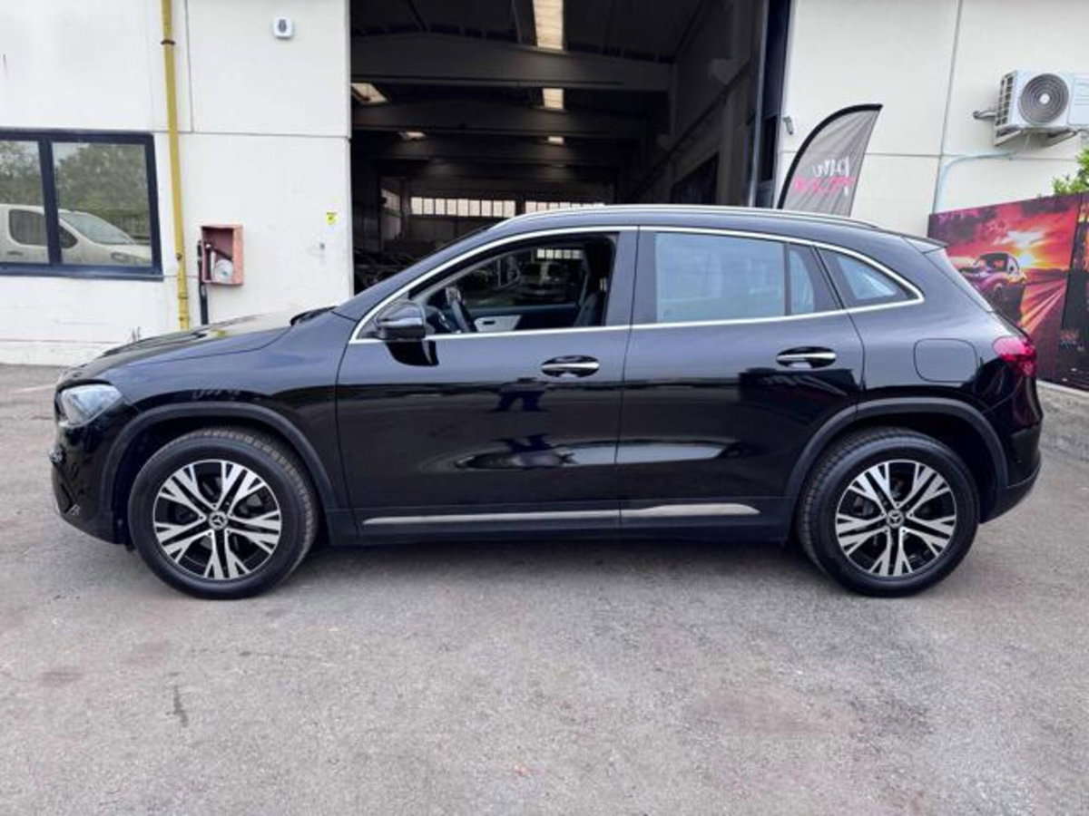 Mercedes-Benz GLA SUV 200 d AMG Line Premium Plus 4matic auto (3)