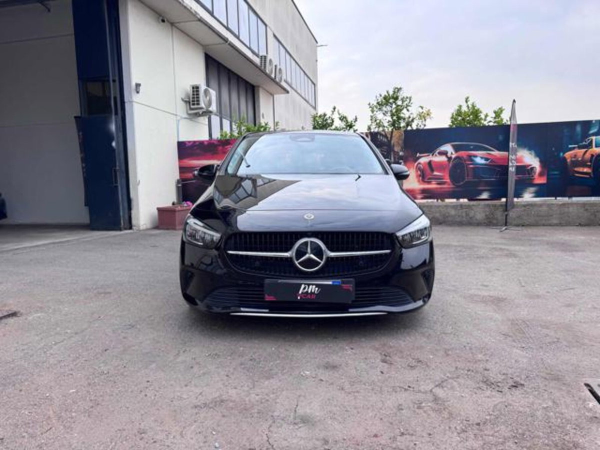 Mercedes-Benz Classe B 180 d AMG Line Premium Plus auto (2)