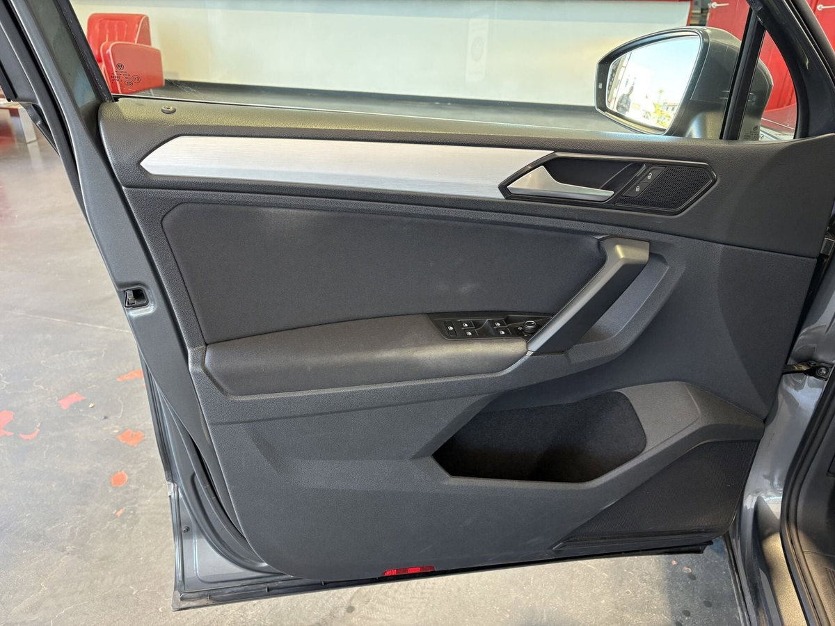 Volkswagen Tiguan 1.4 TSI Business BlueMotion Technology (18)