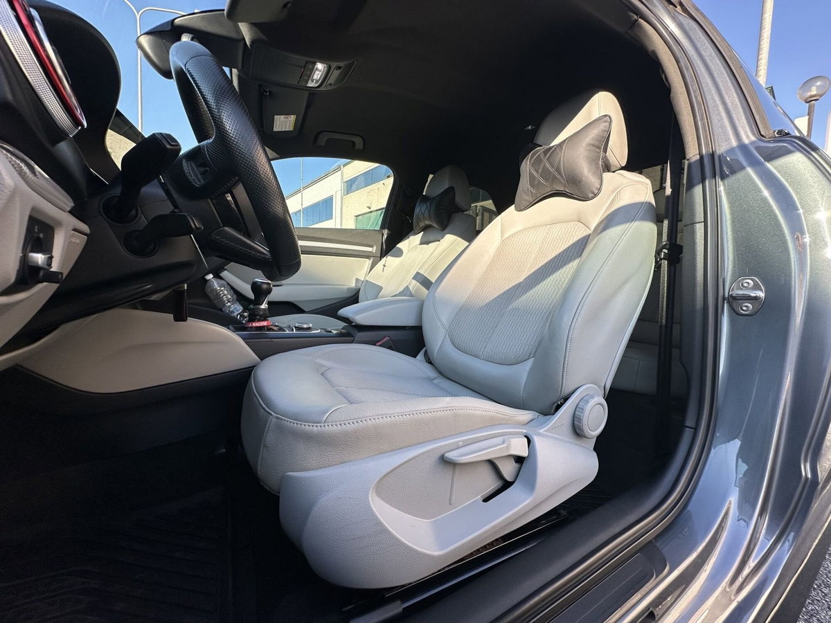 Audi A3 2.0 TDI Attraction (11)