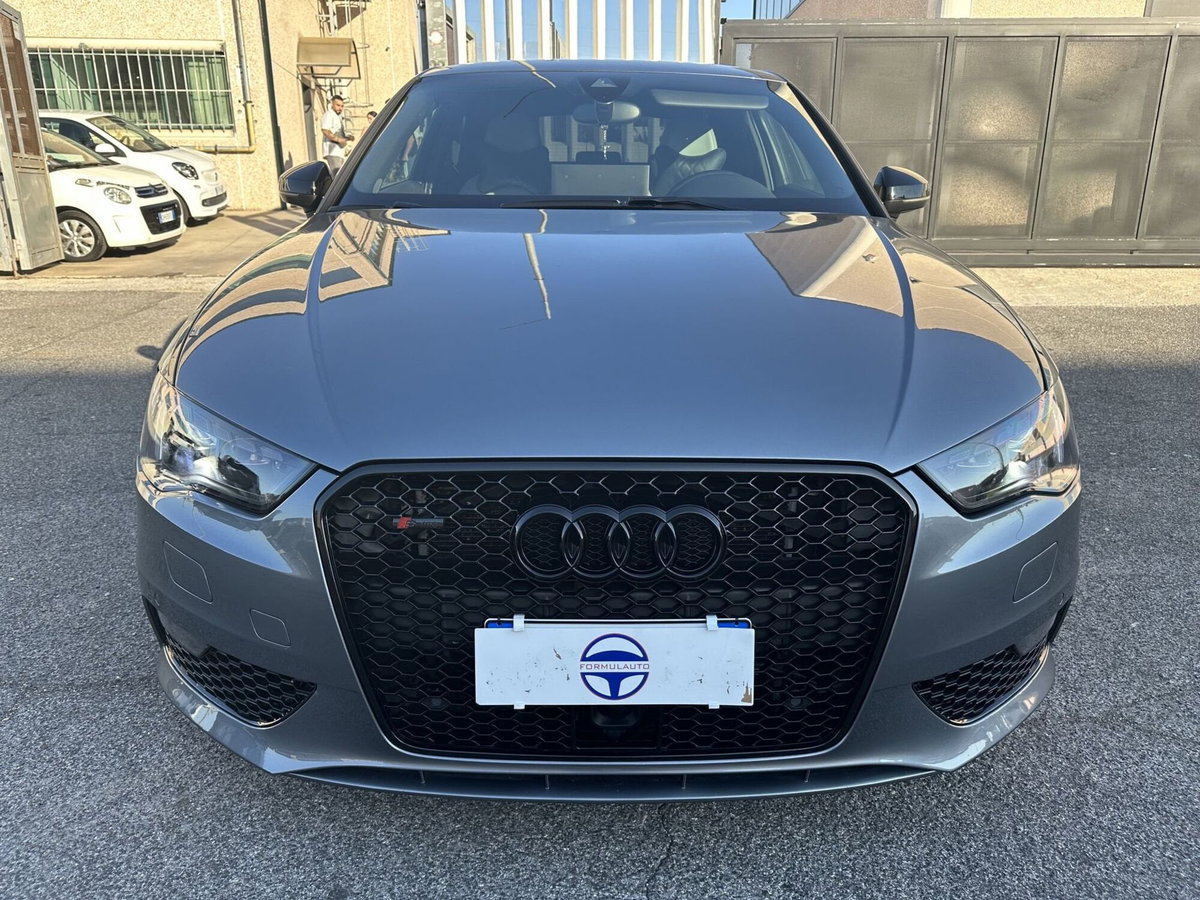 Audi A3 2.0 TDI Attraction (2)
