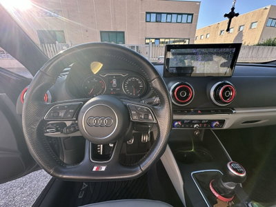 Audi A3 2.0 TDI Attraction (9)