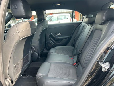 Mercedes-Benz Classe A 160 d Premium (7)