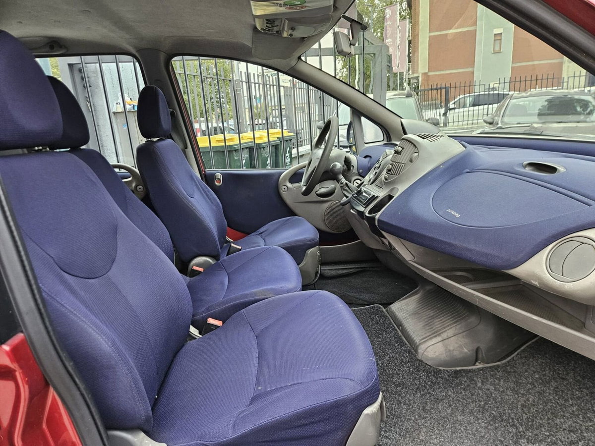 Fiat Multipla 1.9 MJT Active (10)