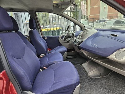 Fiat Multipla 1.9 MJT Active (10)