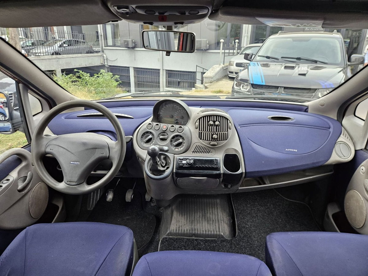 Fiat Multipla 1.9 MJT Active (8)