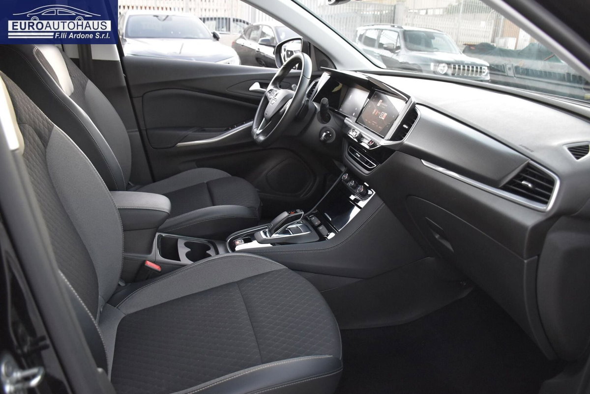 Opel Grandland 1.5 ecotec Ultimate s&s 130cv at8 (19)