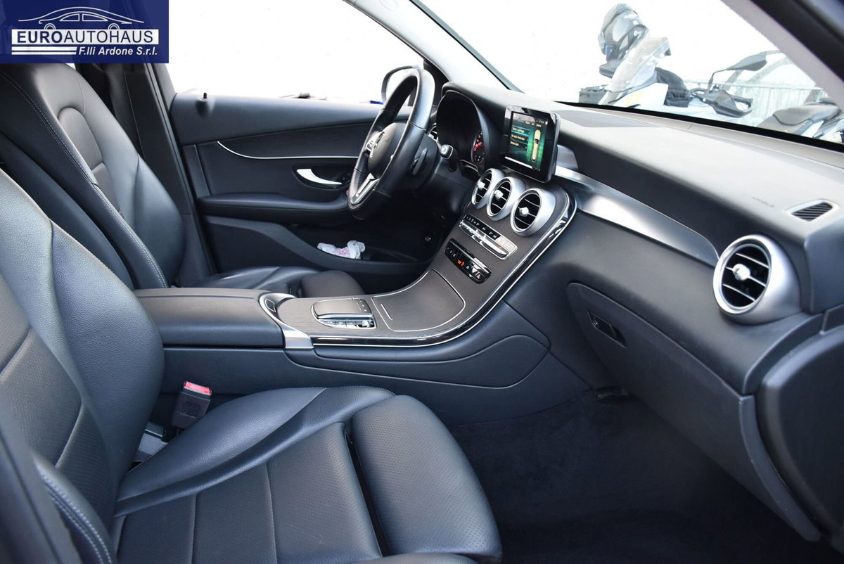 Mercedes-Benz GLC SUV 200 d 4Matic Business (19)