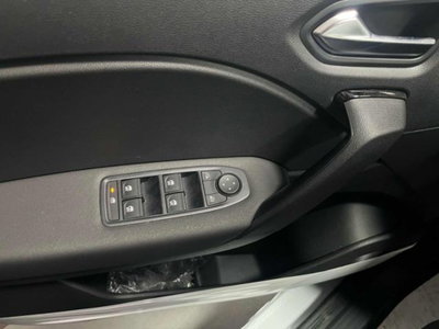 Renault Captur 1.2 eco-g Evolution 120cv (7)