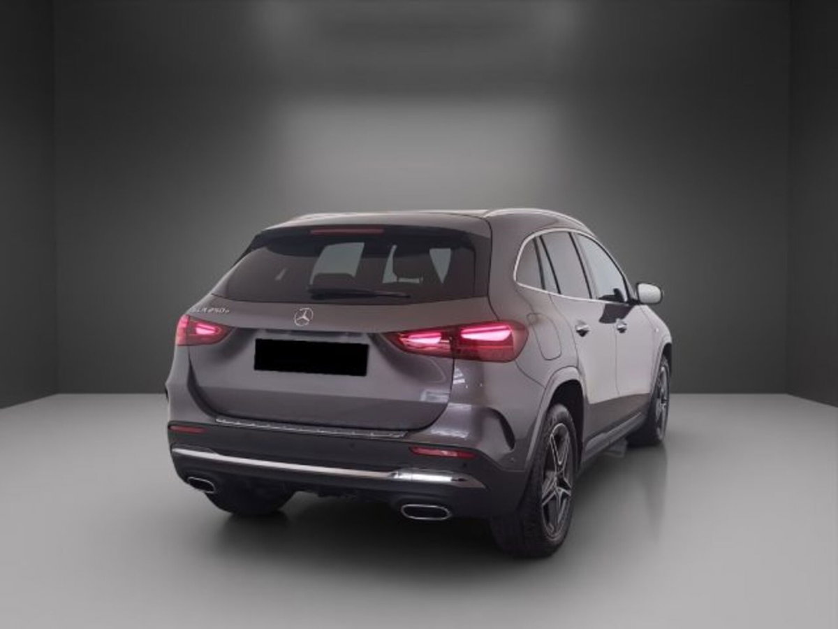 Mercedes-Benz GLA SUV 250 e phev AMG Line Premium Plus auto (8)