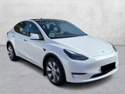 Tesla Model Y Long Range awd (3)