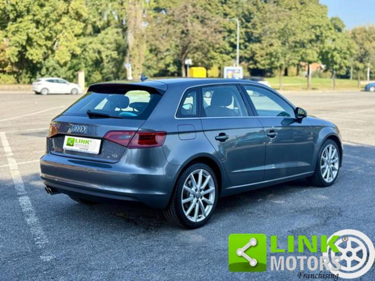 Audi A3 Sportback 2.0 TDI S tronic Ambition (11)