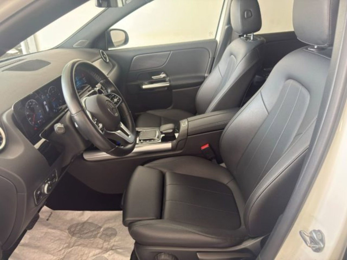 Mercedes-Benz GLA SUV 220 d Automatic Sport Plus (10)