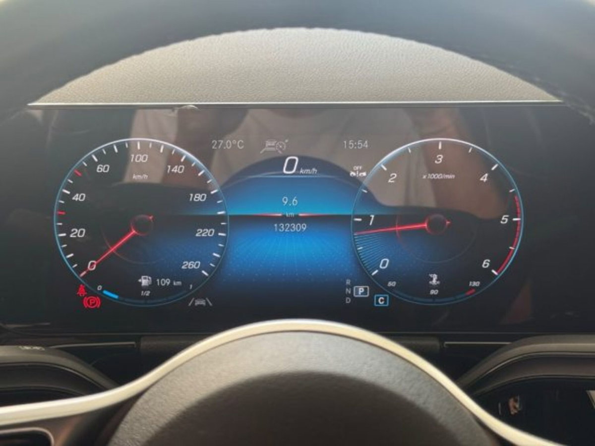 Mercedes-Benz GLA SUV 220 d Automatic Sport Plus (8)