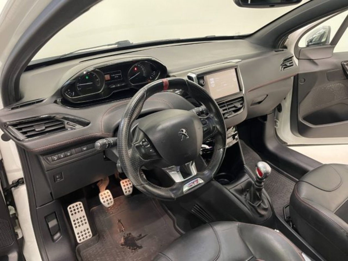 Peugeot 208 208 S&S 3 porte GTi 30th (15)