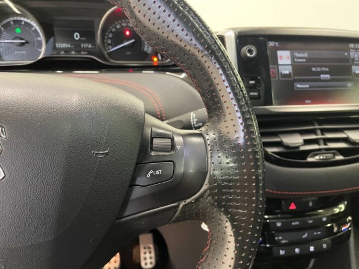 Peugeot 208 208 S&S 3 porte GTi 30th (18)
