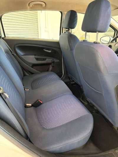 Fiat Grande Punto 1.3 MJT 75 CV 5 porte Dynamic (13)