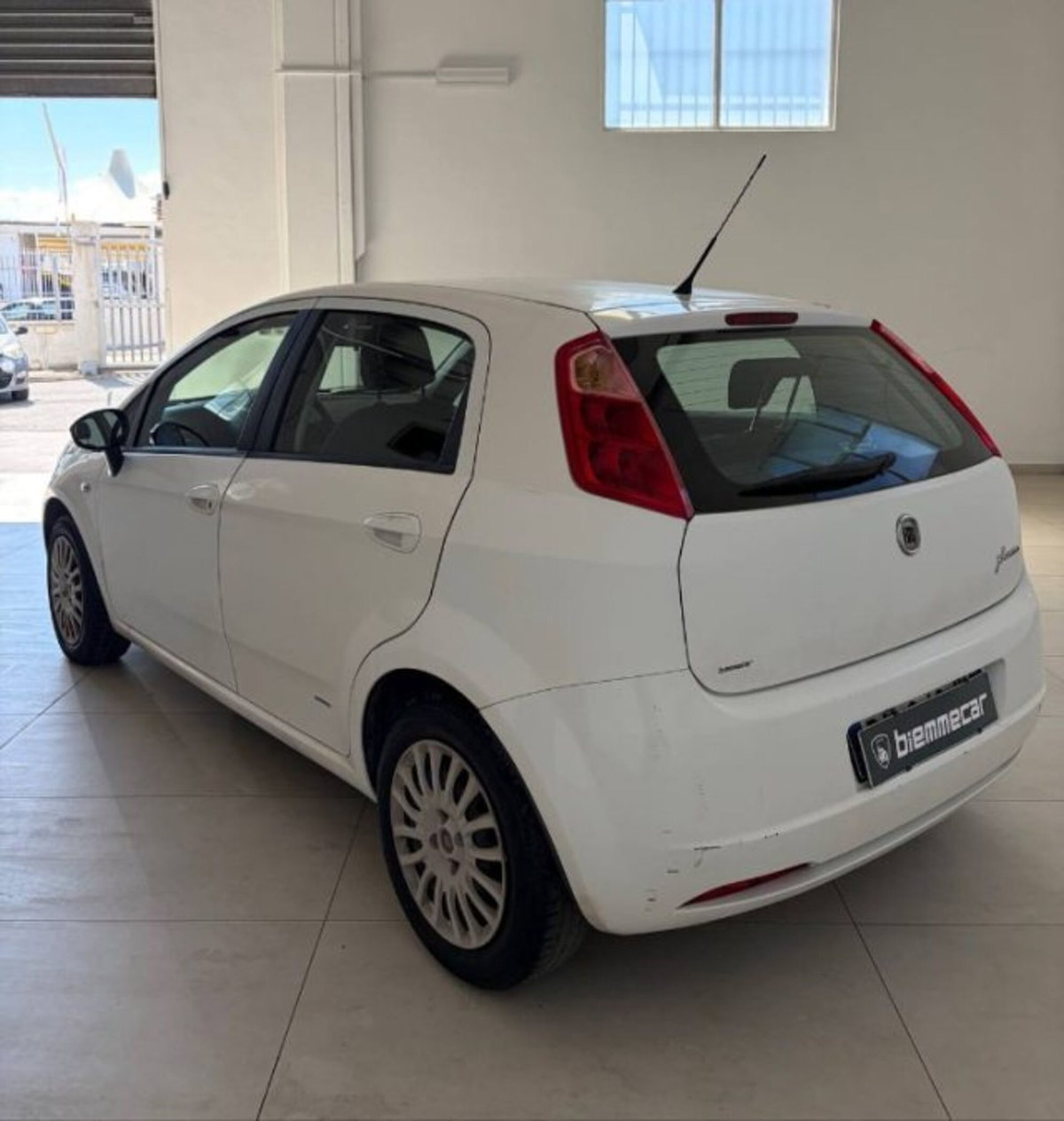 Fiat Grande Punto 1.3 MJT 75 CV 5 porte Dynamic (4)