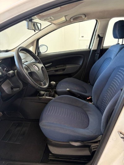 Fiat Grande Punto 1.3 MJT 75 CV 5 porte Dynamic (9)