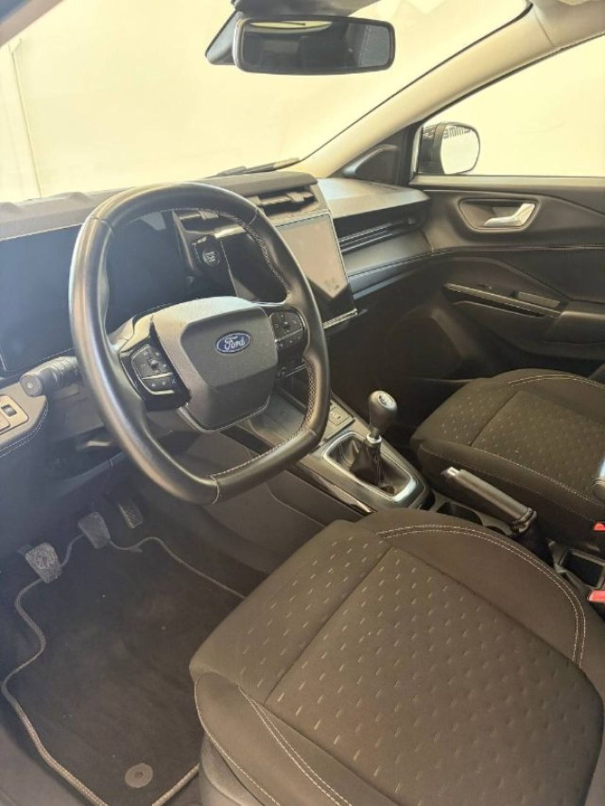 Ford Puma 1.0 EcoBoost Hybrid 125 CV S&S aut. Titanium Design (13)