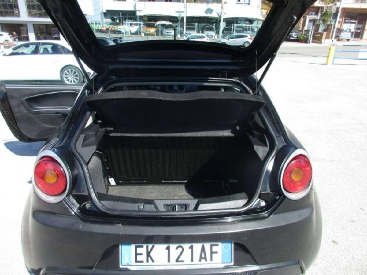 Alfa Romeo MiTo 1.4 78 CV Super (5)